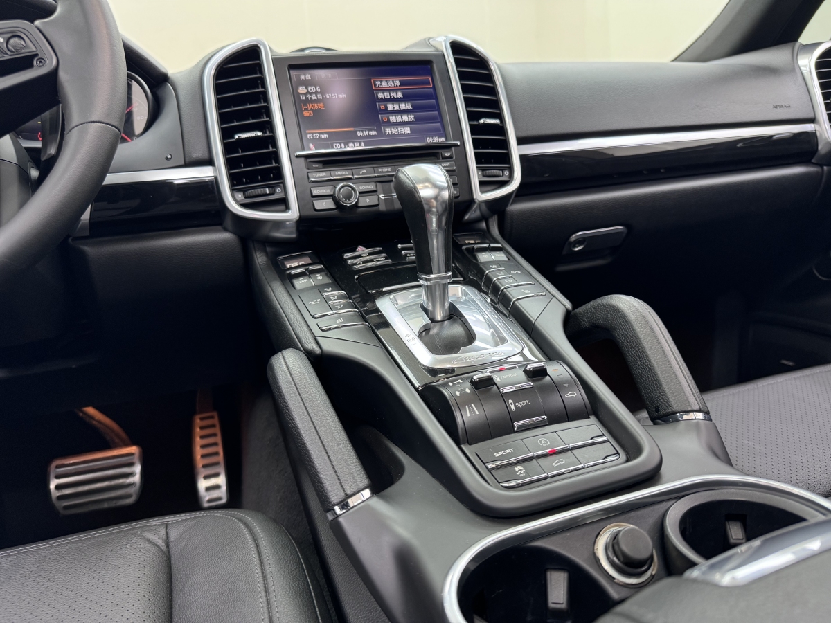 保時(shí)捷 Cayenne  2011款 Cayenne S 4.8L圖片