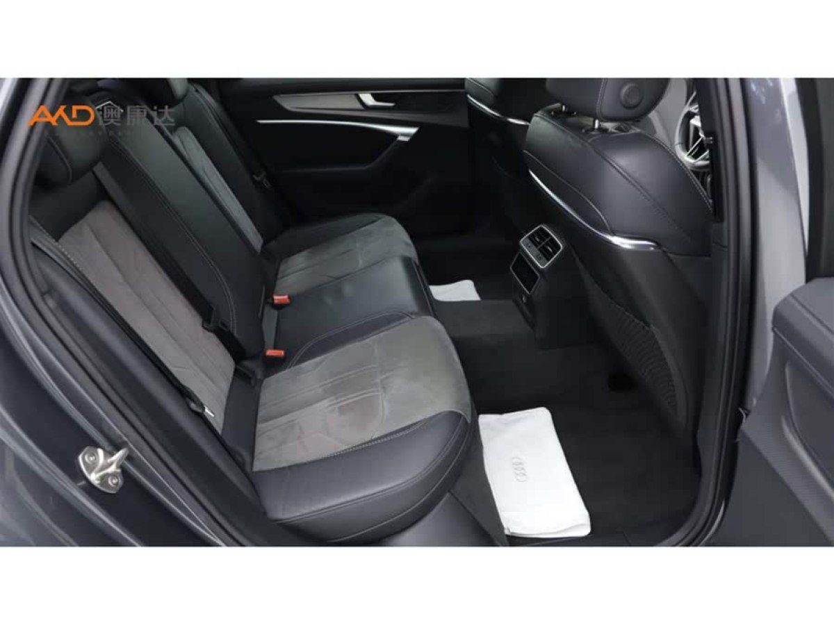 奧迪 奧迪A6L  2021款 45 TFSI 臻選動感型圖片