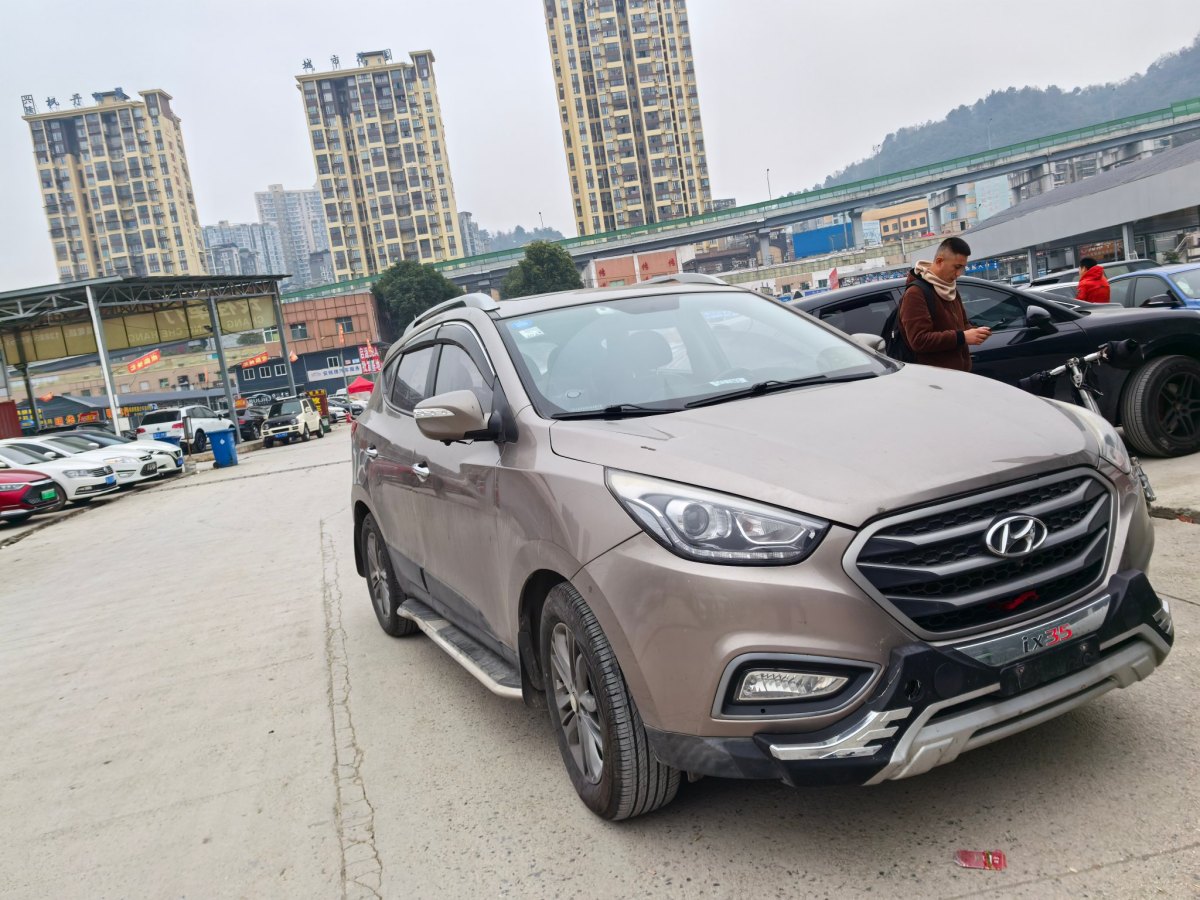 現(xiàn)代 ix35  2013款 2.0L 自動兩驅(qū)智能型GLS 國V圖片