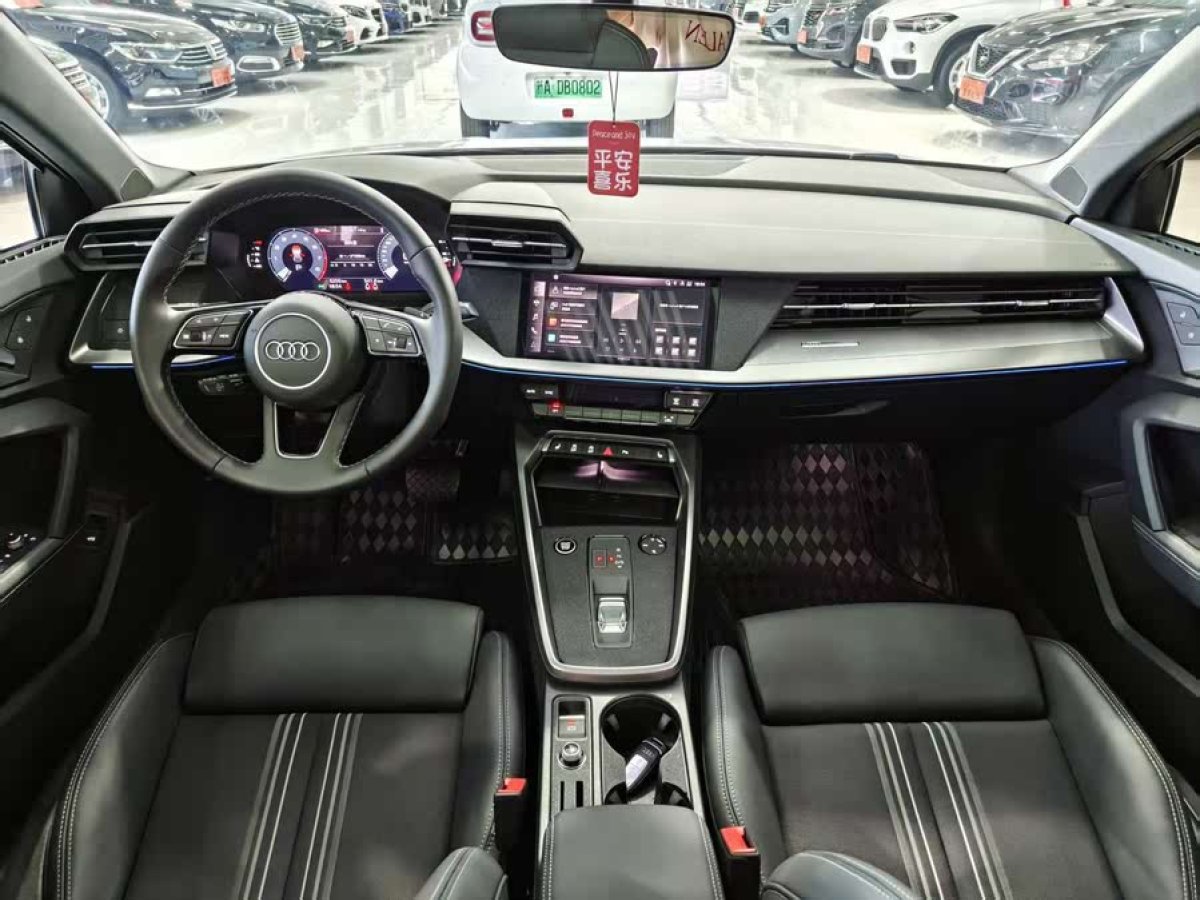 奧迪 奧迪A3  2024款 Sportback 35 TFSI 時(shí)尚運(yùn)動(dòng)型圖片
