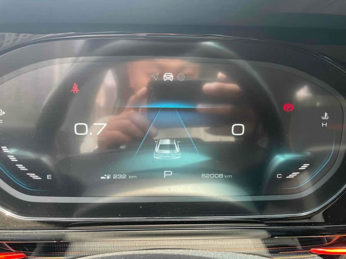 寶駿 RC-6  2019款 1.5T CVT 24小時在線豪華型圖片