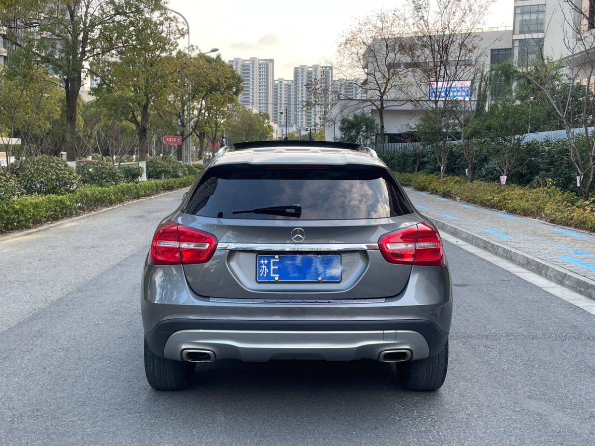 奔馳 奔馳GLA  2016款 GLA 220 4MATIC 時(shí)尚型圖片