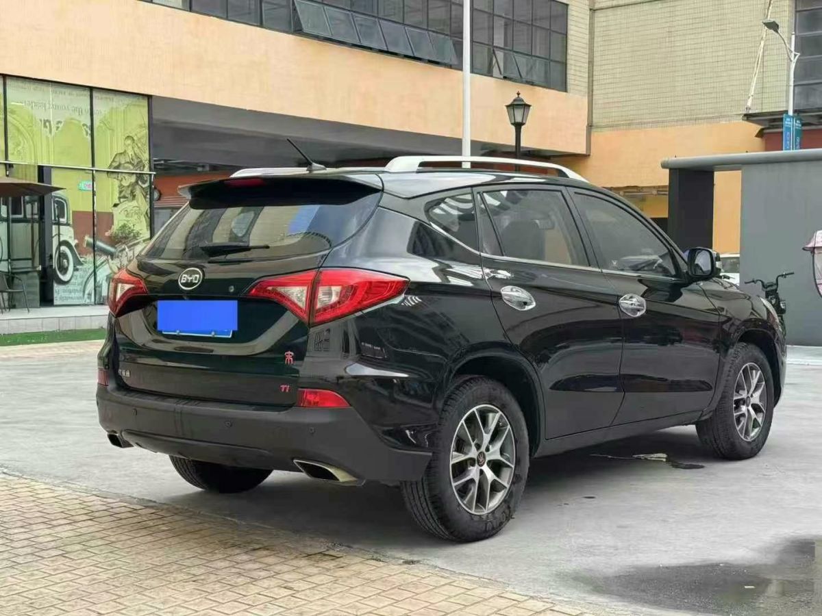 比亞迪 元  2017款 1.5L 手動全景天窗版圖片