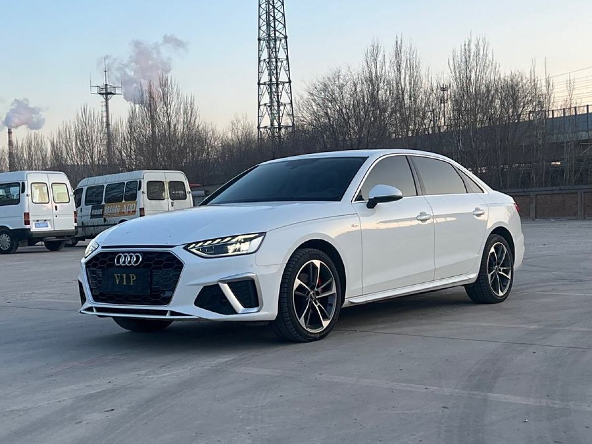 奧迪 奧迪A4L  2022款 35 TFSI 時(shí)尚動(dòng)感型圖片