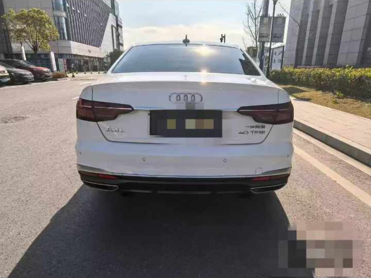 奧迪 奧迪A4L  2023款 35 TFSI 時尚動感型圖片