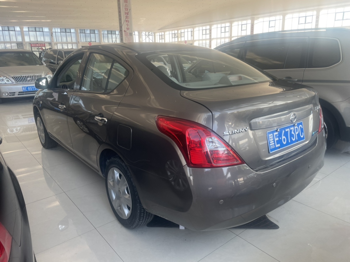 日產(chǎn) 陽光  2011款 1.5XE CVT舒適版圖片