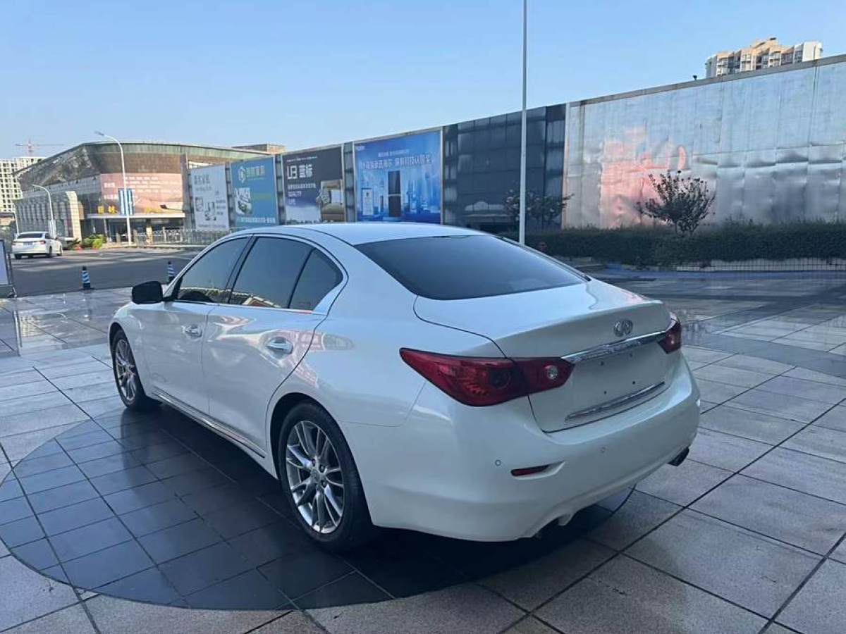 英菲尼迪 Q50L  2016款 2.0T 悅享版圖片