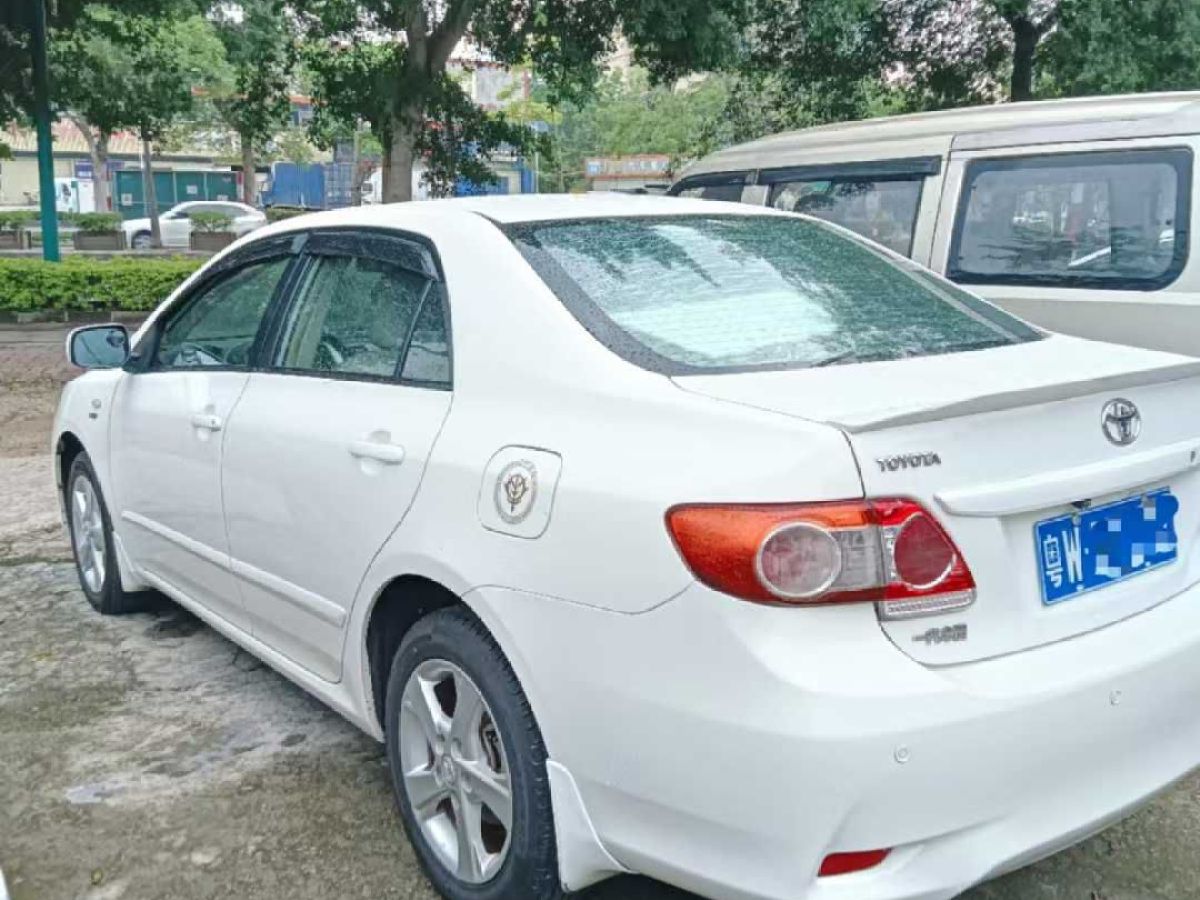 豐田 卡羅拉  2013款 1.6L GL炫酷特裝版圖片