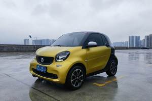 fortwo smart 1.0L 52千瓦硬顶激情版