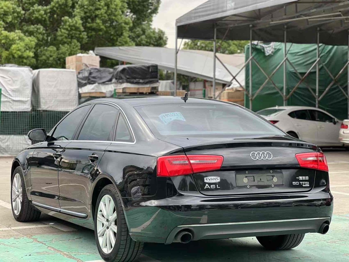 奥迪 奥迪A6L  2012款 50 TFSI quattro 豪华型图片