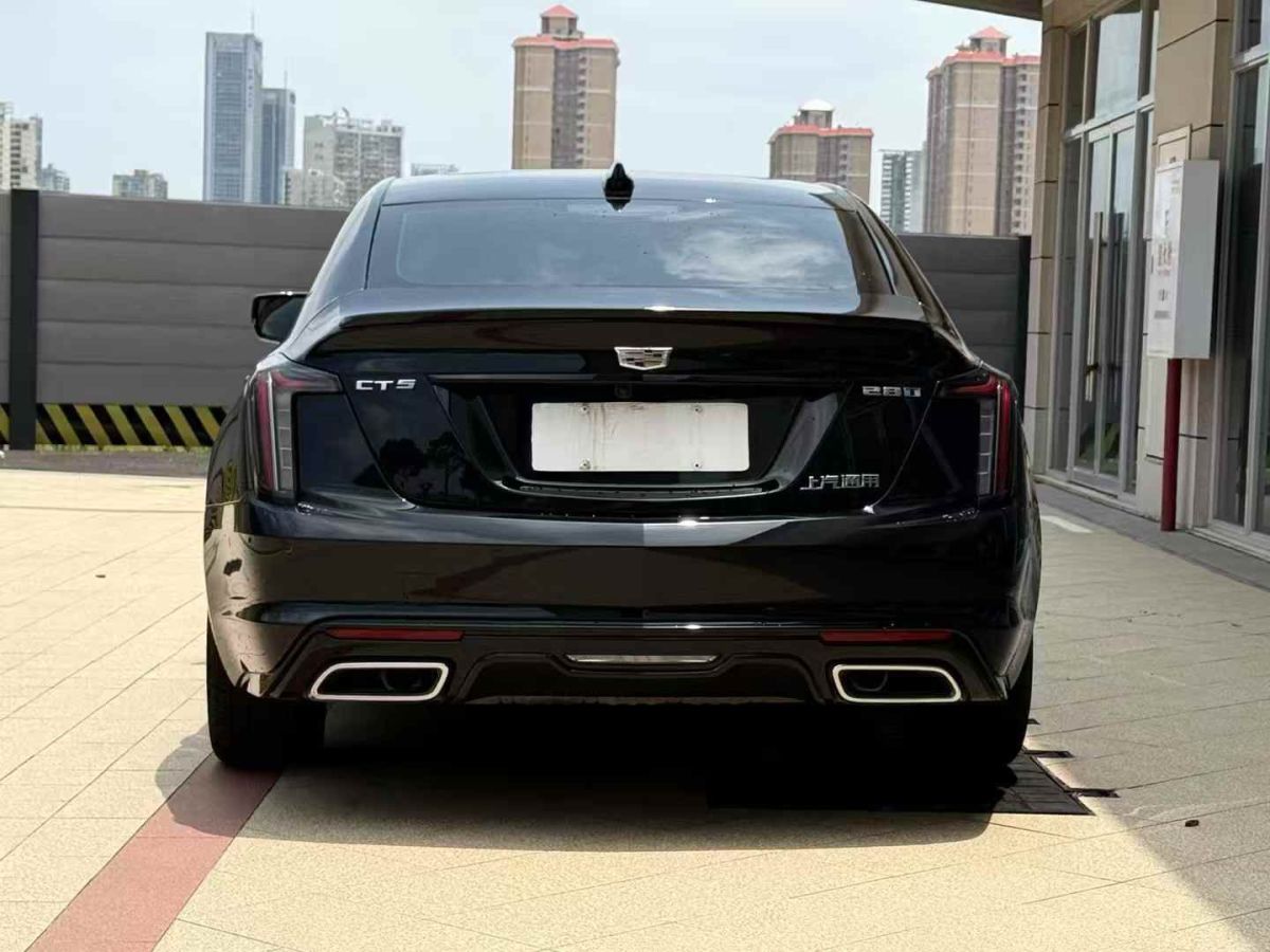 凱迪拉克 XT5  2022款 2.0T 兩驅(qū)豪華型圖片