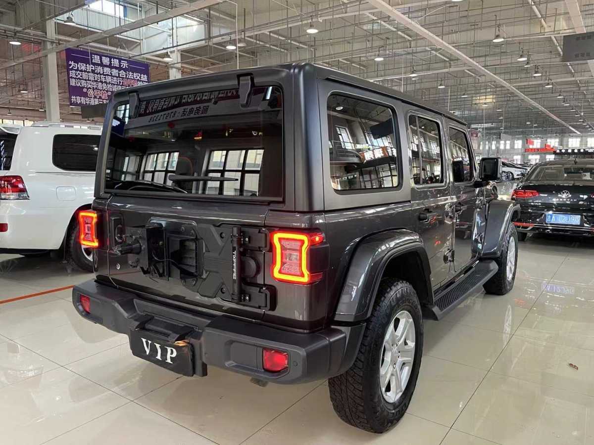 2020年5月Jeep 牧馬人  2019款 2.0T Sahara 四門(mén)版 國(guó)VI