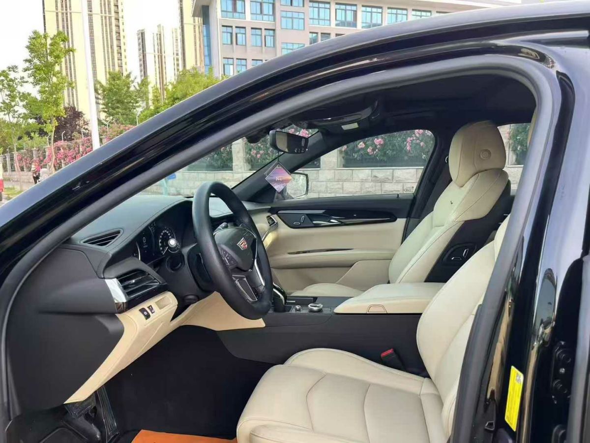凱迪拉克 CT6  2020款 28T 豪華型圖片