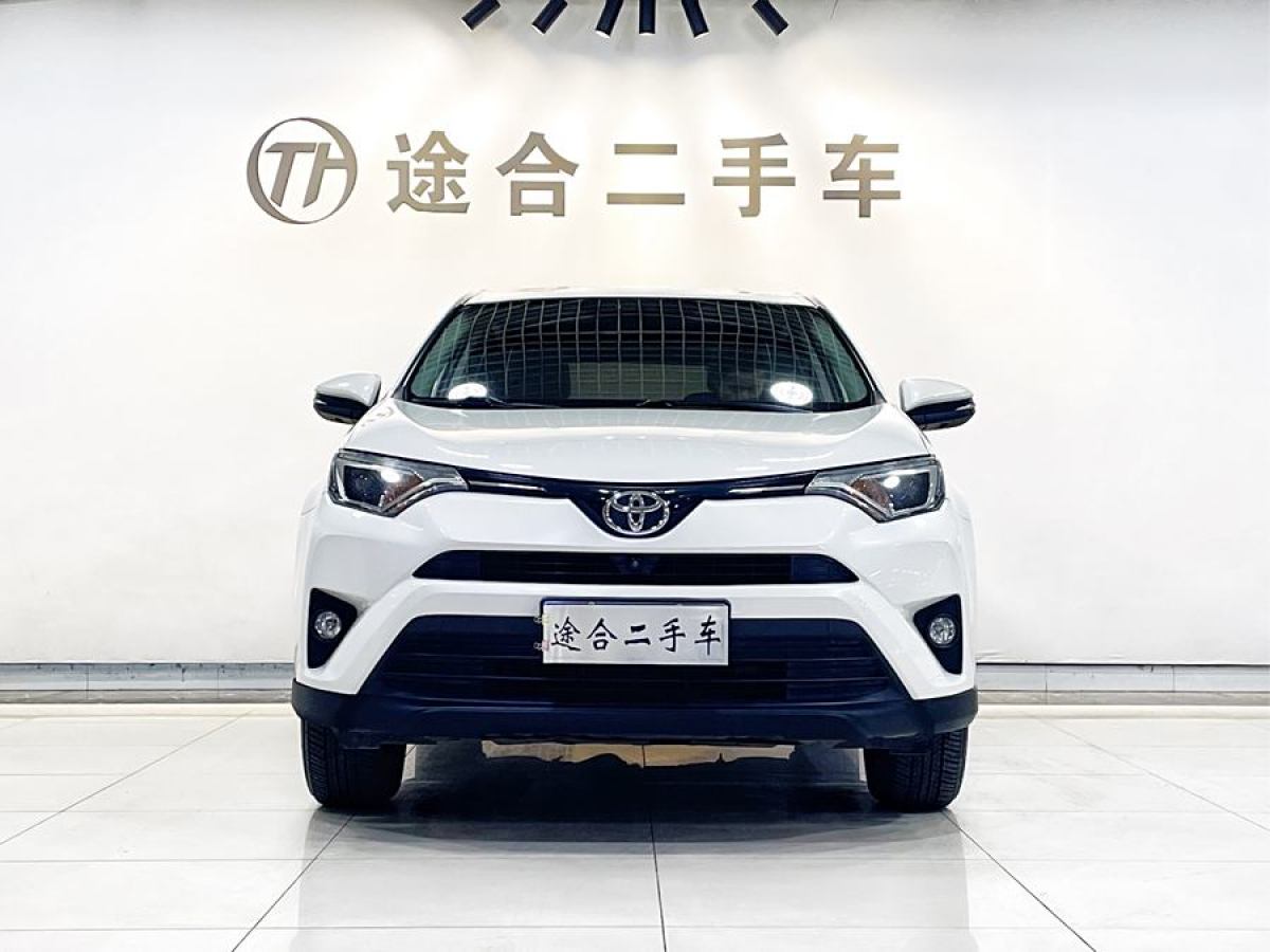 豐田 RAV4榮放  2016款 2.0L CVT兩驅(qū)風(fēng)尚版圖片