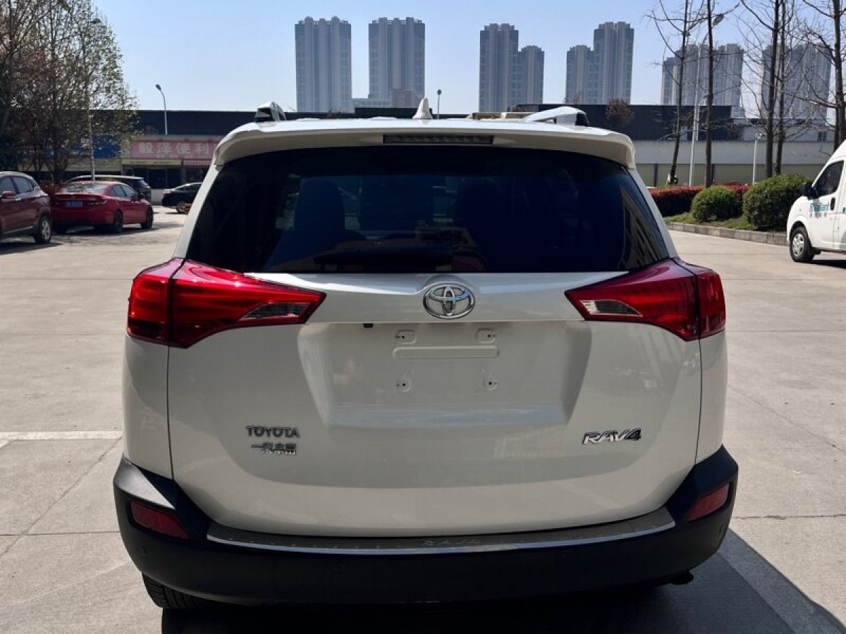 豐田 RAV4  2015款 2.0L CVT風(fēng)尚版圖片