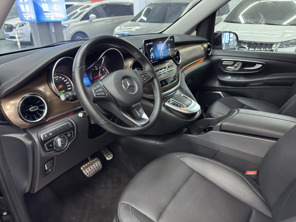 奔馳 V級  2021款 V 260 L 長軸距豪華版圖片