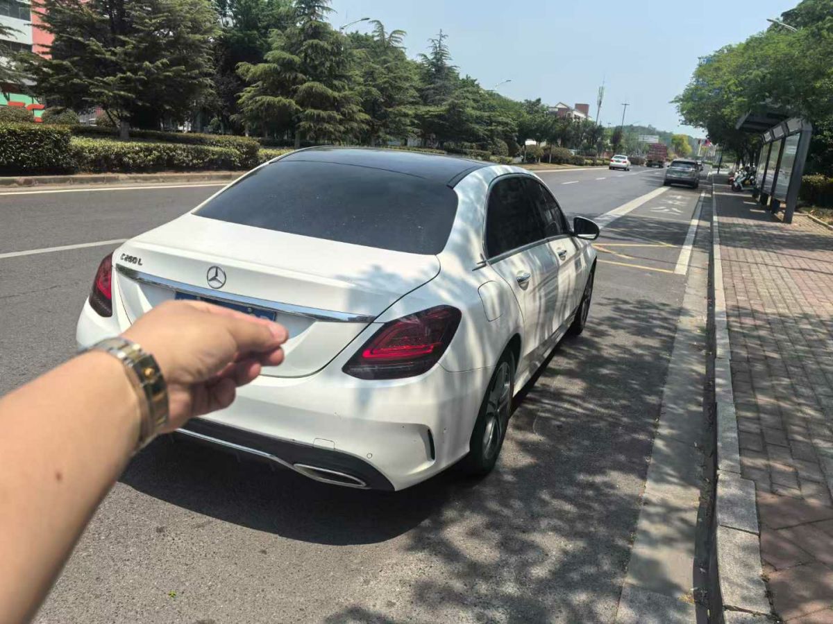 奔馳 奔馳C級(jí)  2019款 C 300 L圖片