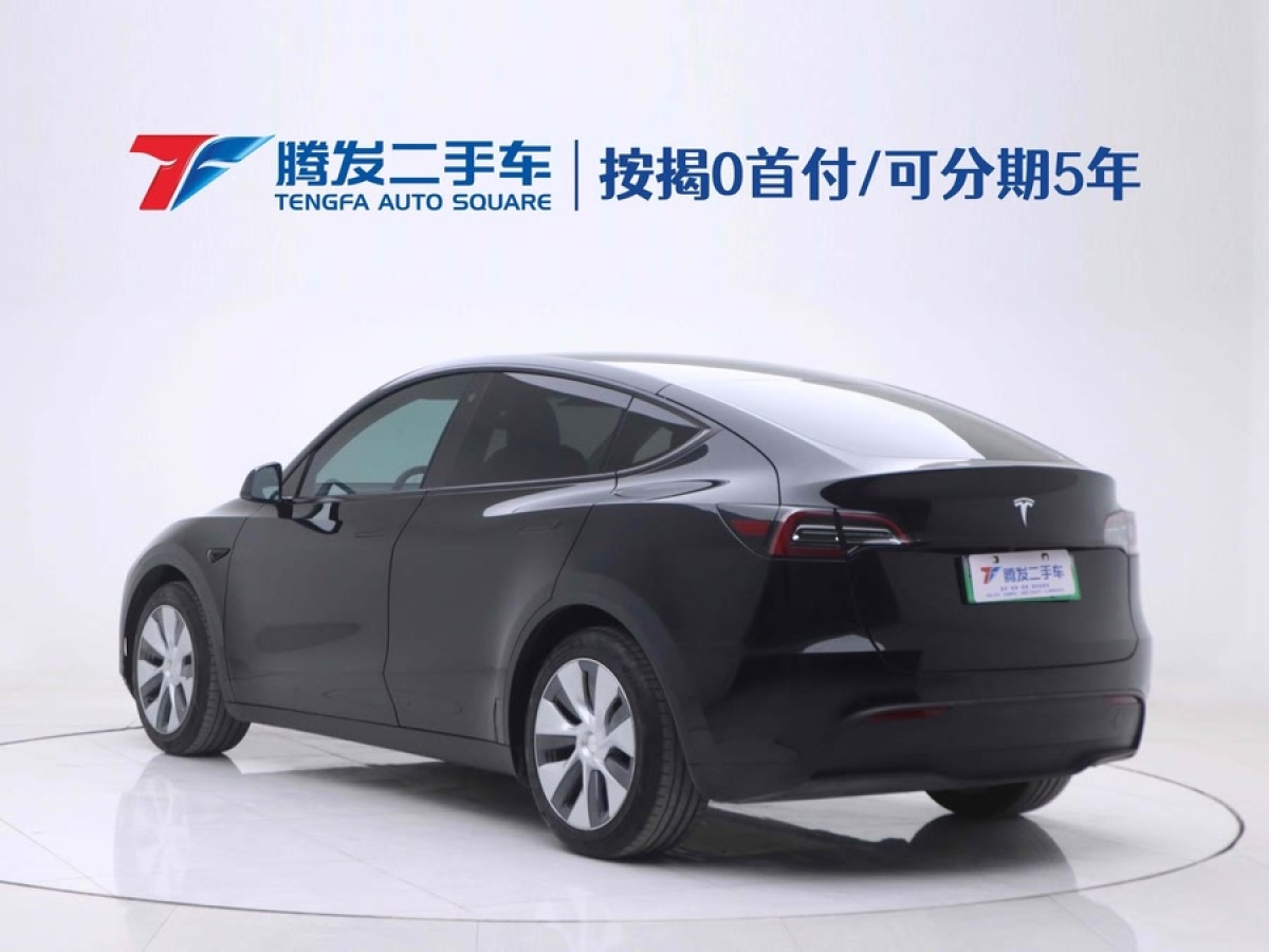 特斯拉 Model Y  2021款 標(biāo)準續(xù)航后驅(qū)版圖片