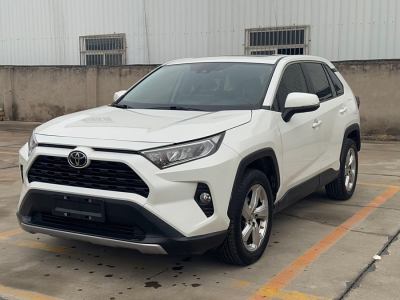 2021年3月 豐田 RAV4榮放 2.0L CVT四驅(qū)風(fēng)尚版圖片