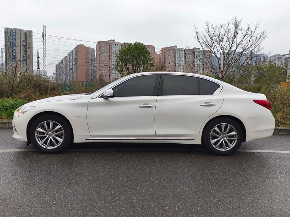 2016年4月英菲尼迪 Q50L  2015款 2.0T 舒適版