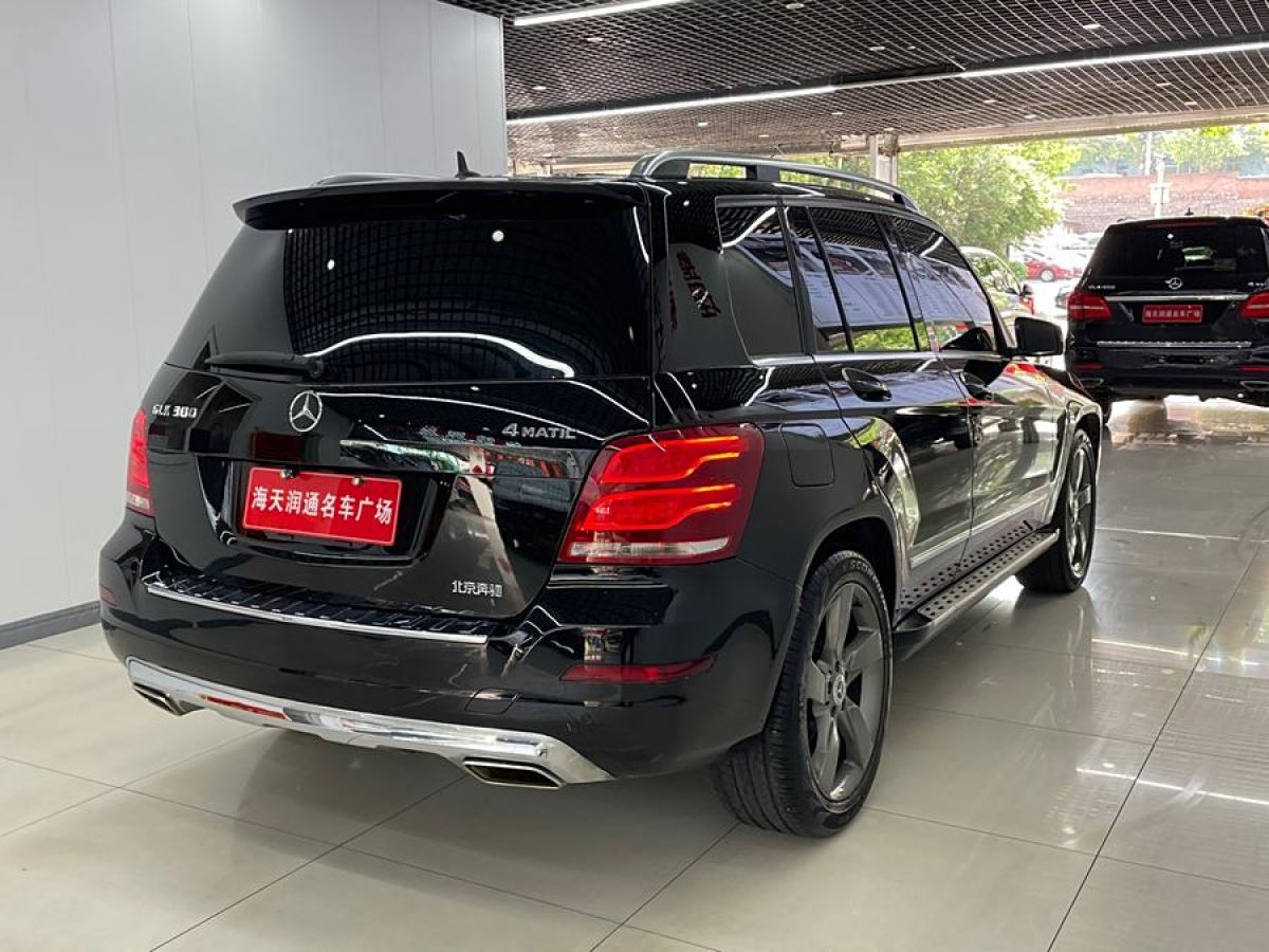 奔馳 奔馳GLK級(jí)  2013款 GLK 300 4MATIC 動(dòng)感天窗型圖片