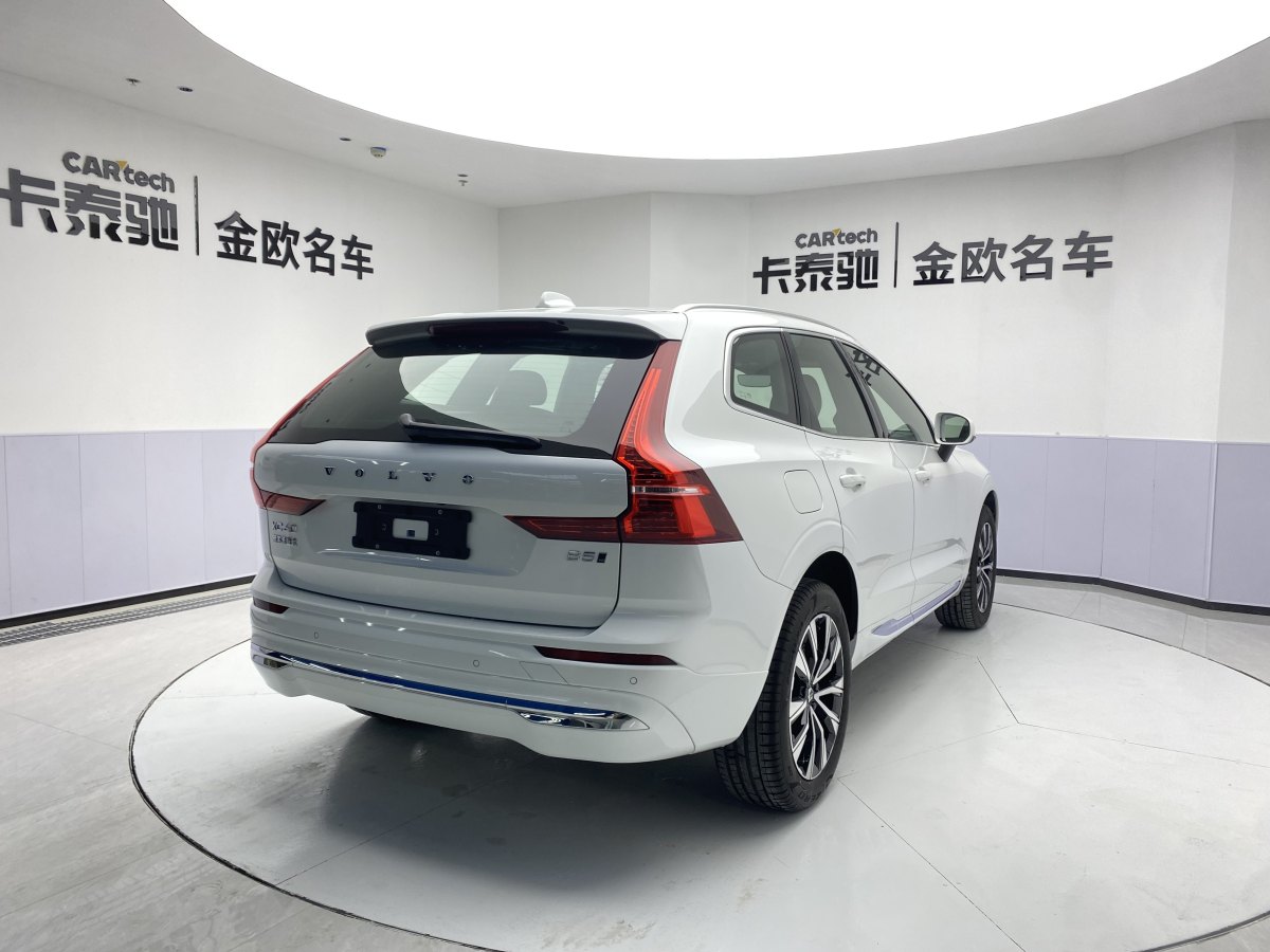 2023年7月沃爾沃 XC60  2024款 B5 四驅(qū)智遠(yuǎn)豪華版