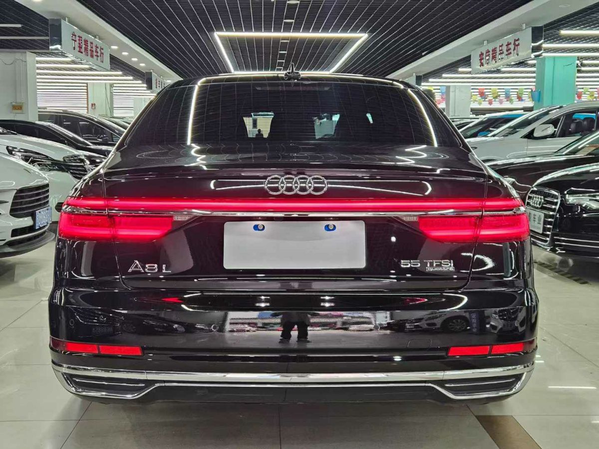 奧迪 奧迪S8  2020款 S8L 4.0TFSI quattro圖片