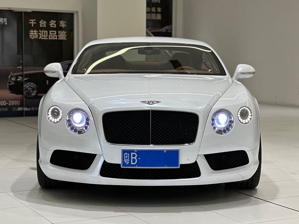 賓利 歐陸  2014款 4.0T GT V8 S 標(biāo)準(zhǔn)版圖片