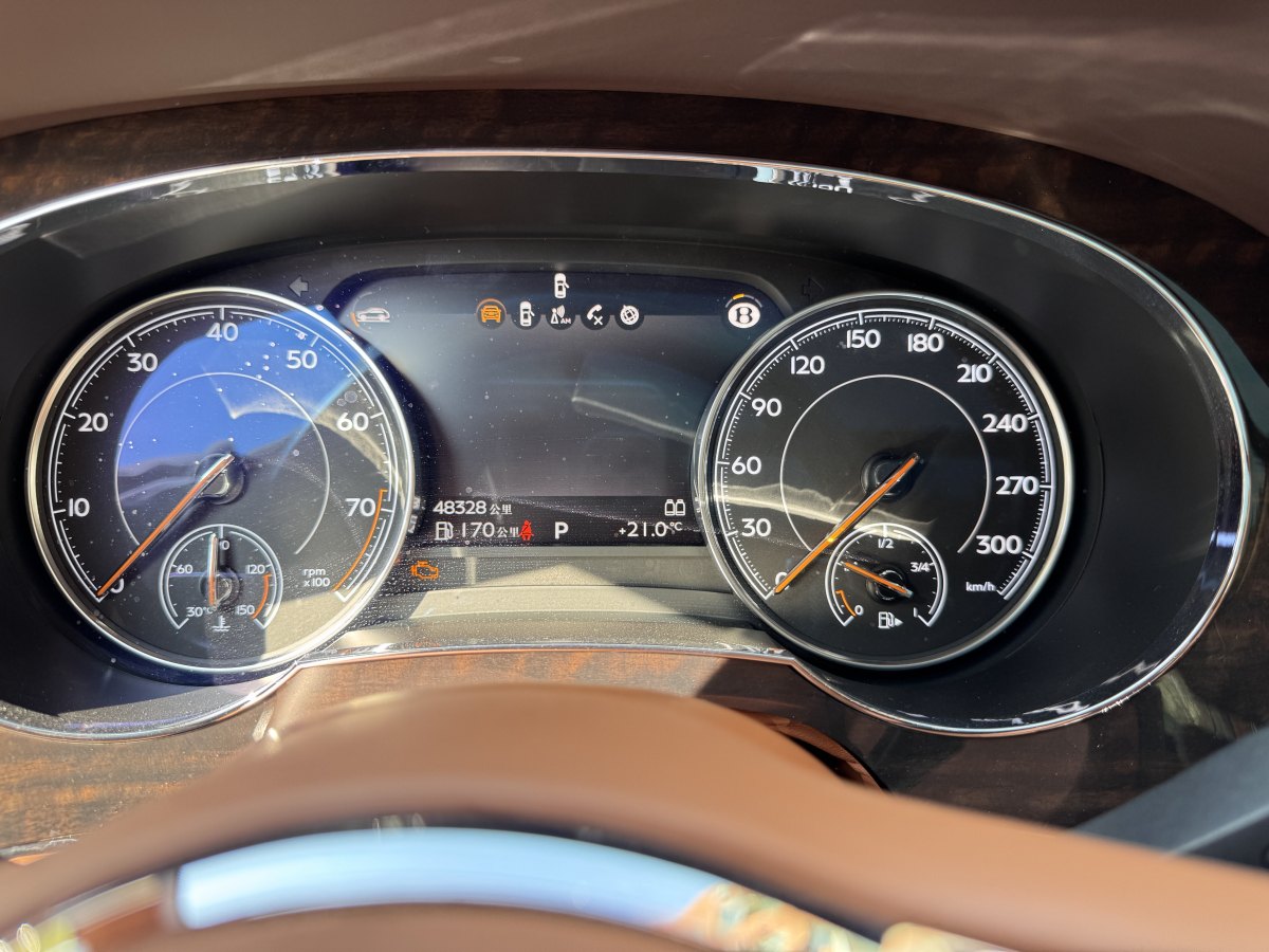 賓利 添越  2024款 4.0T V8圖片