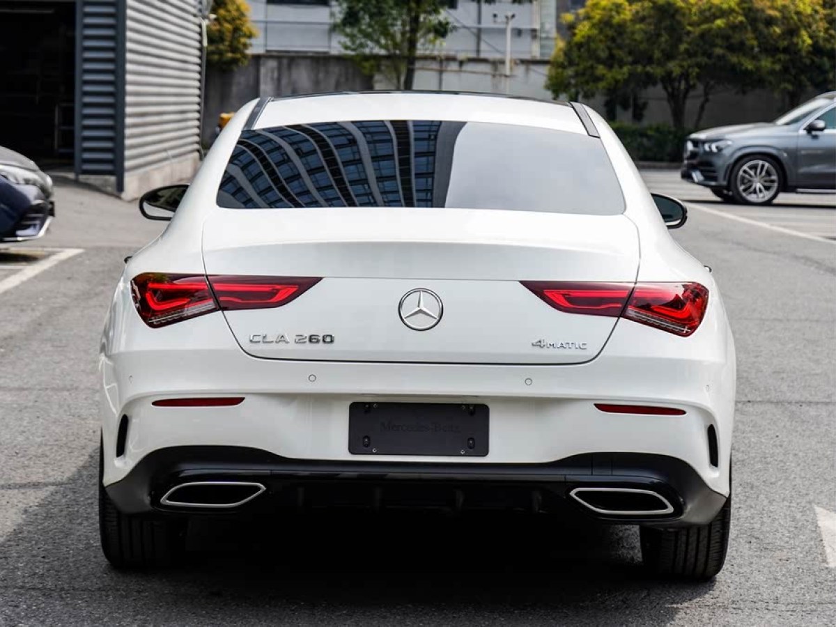 奔馳 奔馳CLA級(jí)  2023款 CLA 260 4MATIC圖片