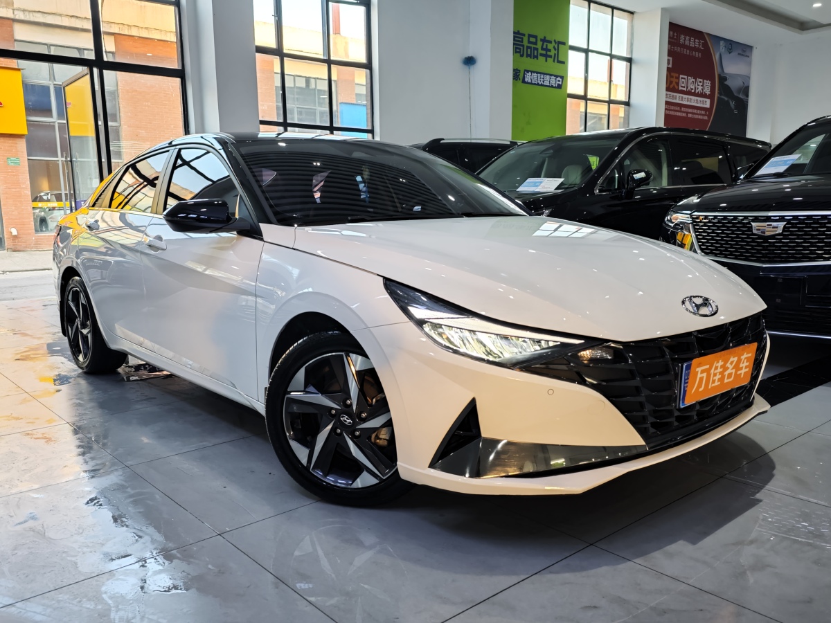 現(xiàn)代 伊蘭特  2023款 1.5L CVT LUX尊貴版圖片