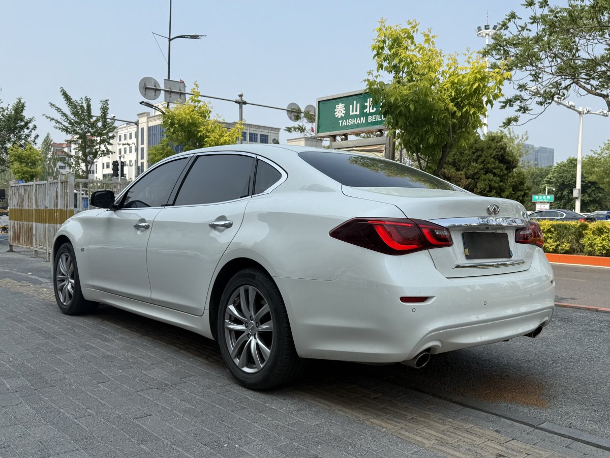 英菲尼迪 Q70  2017款 Q70L 2.5L 精英版圖片