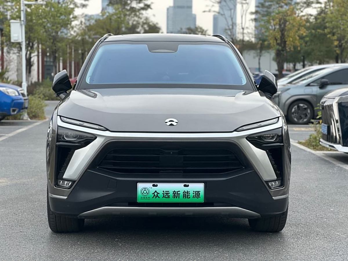 蔚來(lái) ES8  2020款 580KM 基準(zhǔn)版 七座版圖片