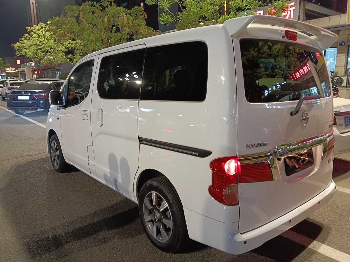 日產(chǎn) NV200  2018款 1.6L CVT豪華型圖片