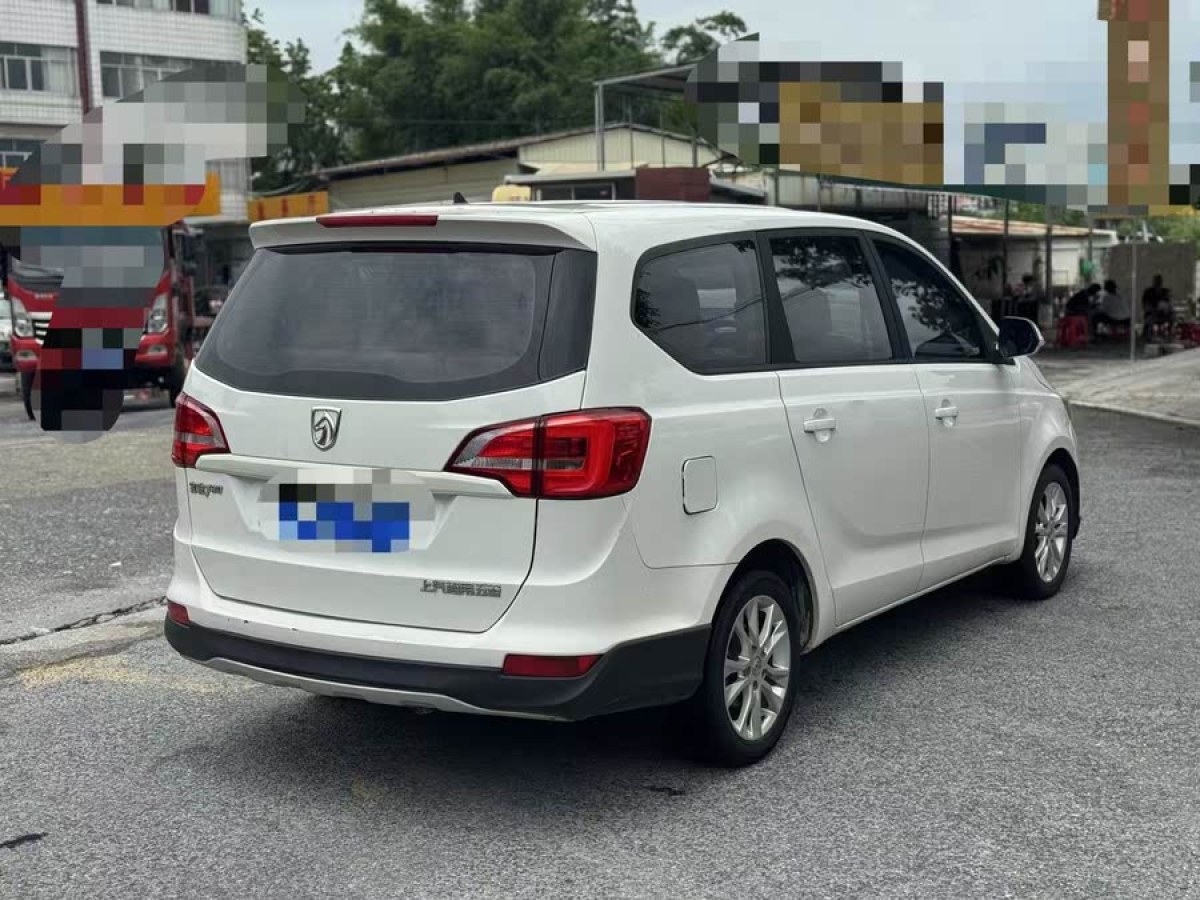 寶駿 730  2016款 1.5L 手動(dòng)超值型 7座圖片