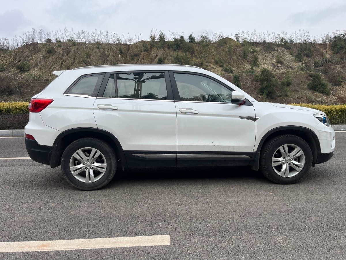 長(zhǎng)安 CS75  2014款 2.0L 手動(dòng)舒適型 國(guó)V圖片