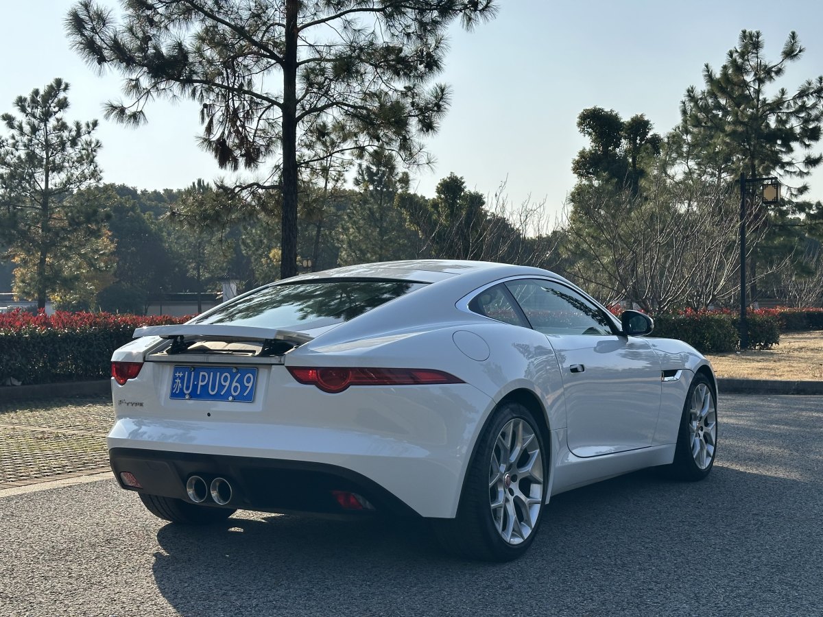 捷豹 F-TYPE  2015款 3.0T 硬頂版圖片