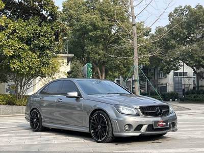 2012年3月 奔馳 奔馳C級(jí)AMG AMG C 63 動(dòng)感型增強(qiáng)版圖片