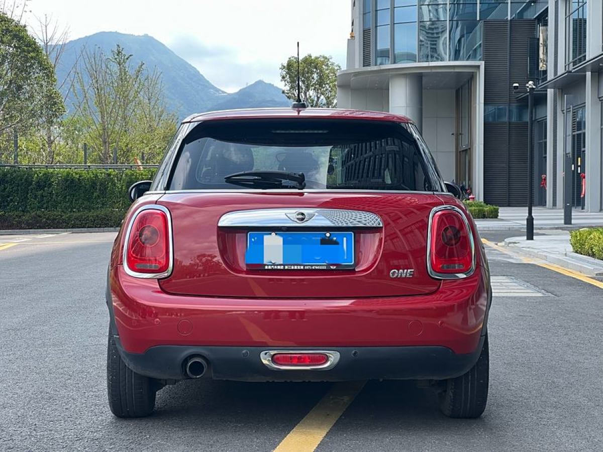 MINI MINI  2016款 1.2T ONE 五門版圖片