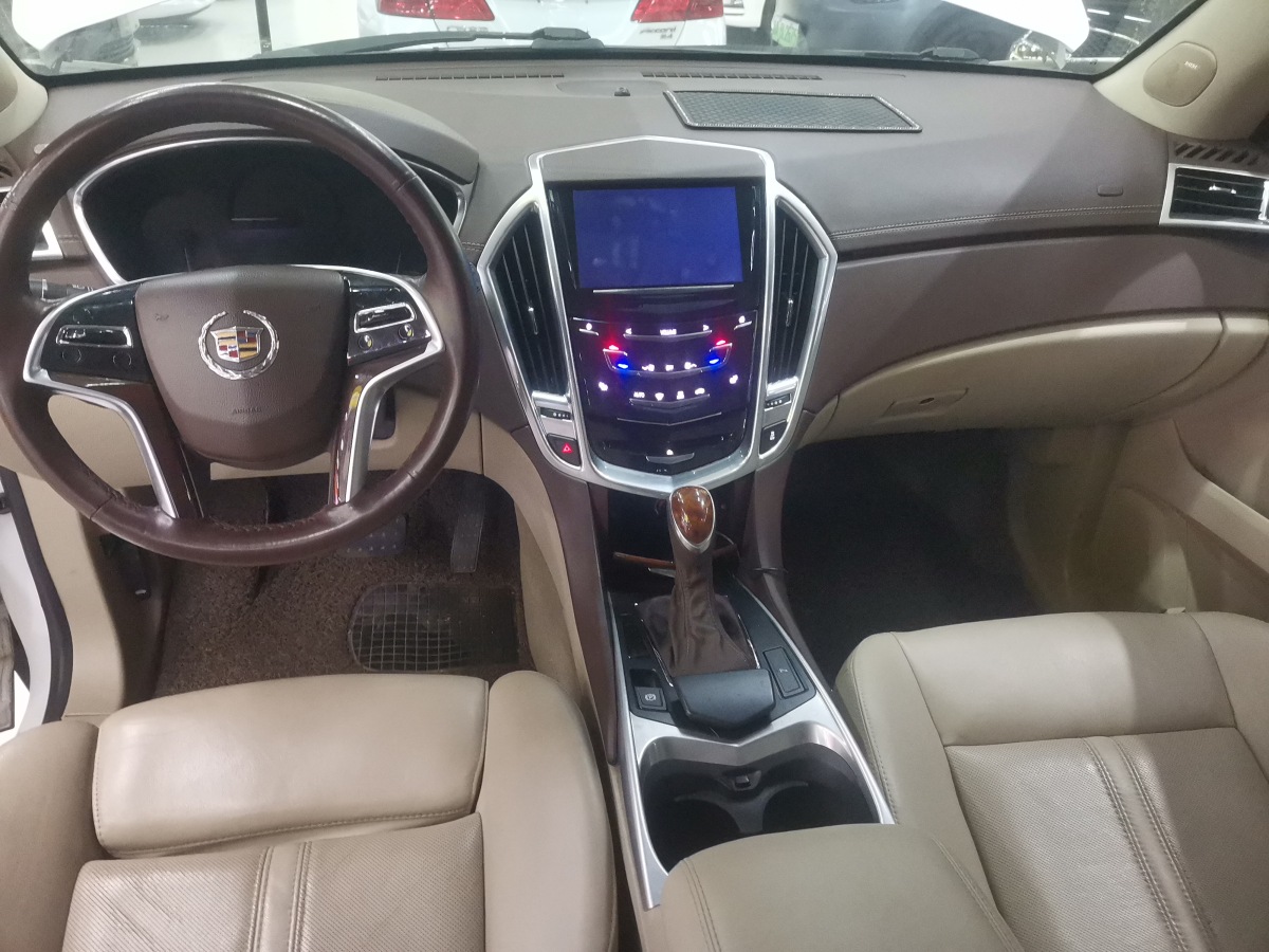 凱迪拉克 SRX  2013款 3.0L 豪華型圖片