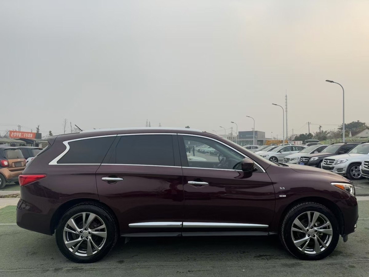 英菲尼迪 QX60  2014款 3.5L 兩驅(qū)卓越版圖片