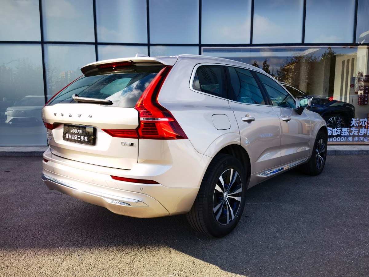 沃爾沃 XC60  2017款 2.0T T5 AWD 個(gè)性運(yùn)動(dòng)版圖片