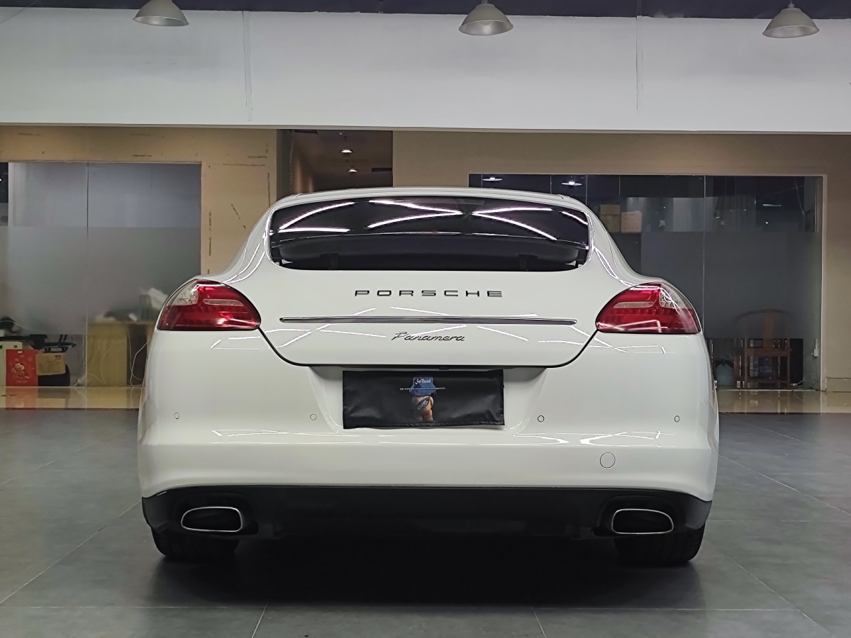 2010年12月保時捷 Panamera  2010款 Panamera 3.6L