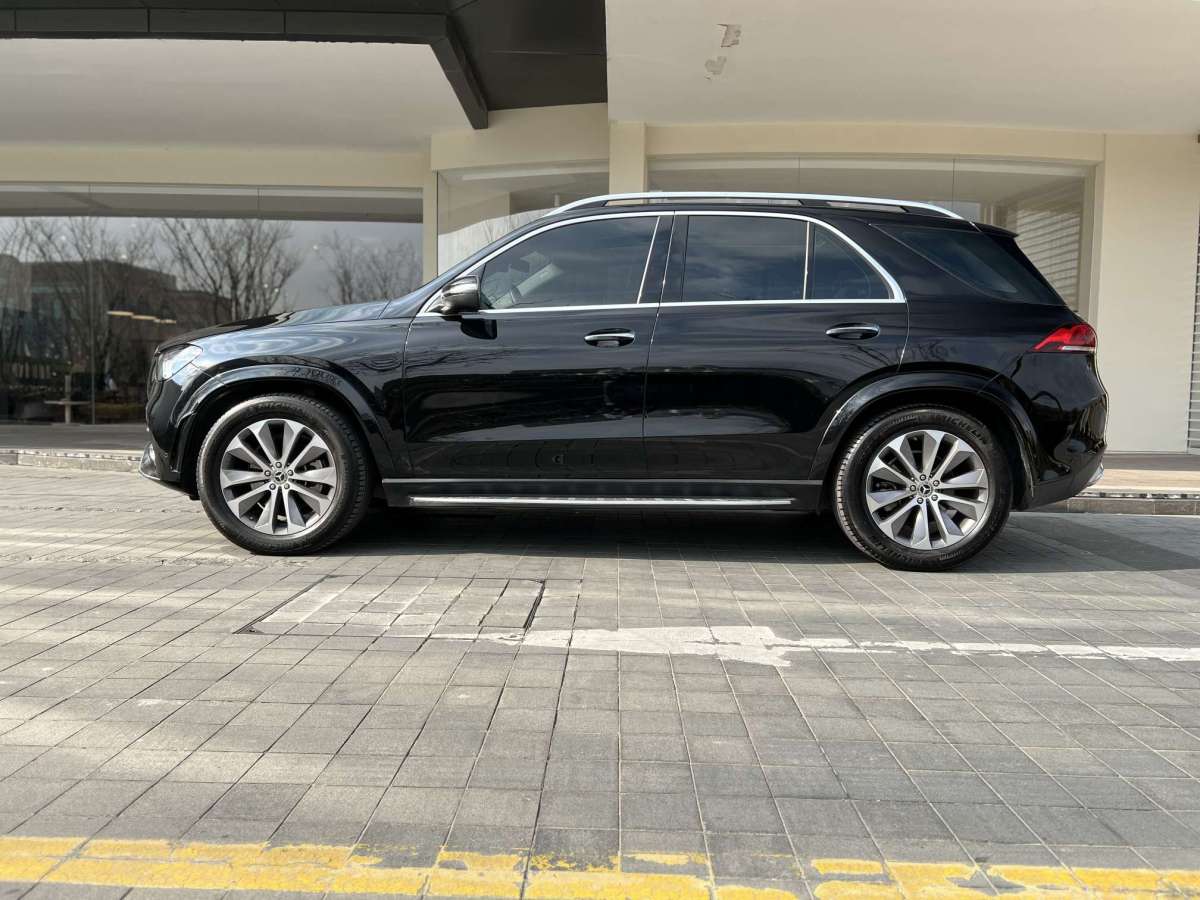 奔馳 奔馳GLE  2022款 GLE 350 4MATIC 豪華型圖片