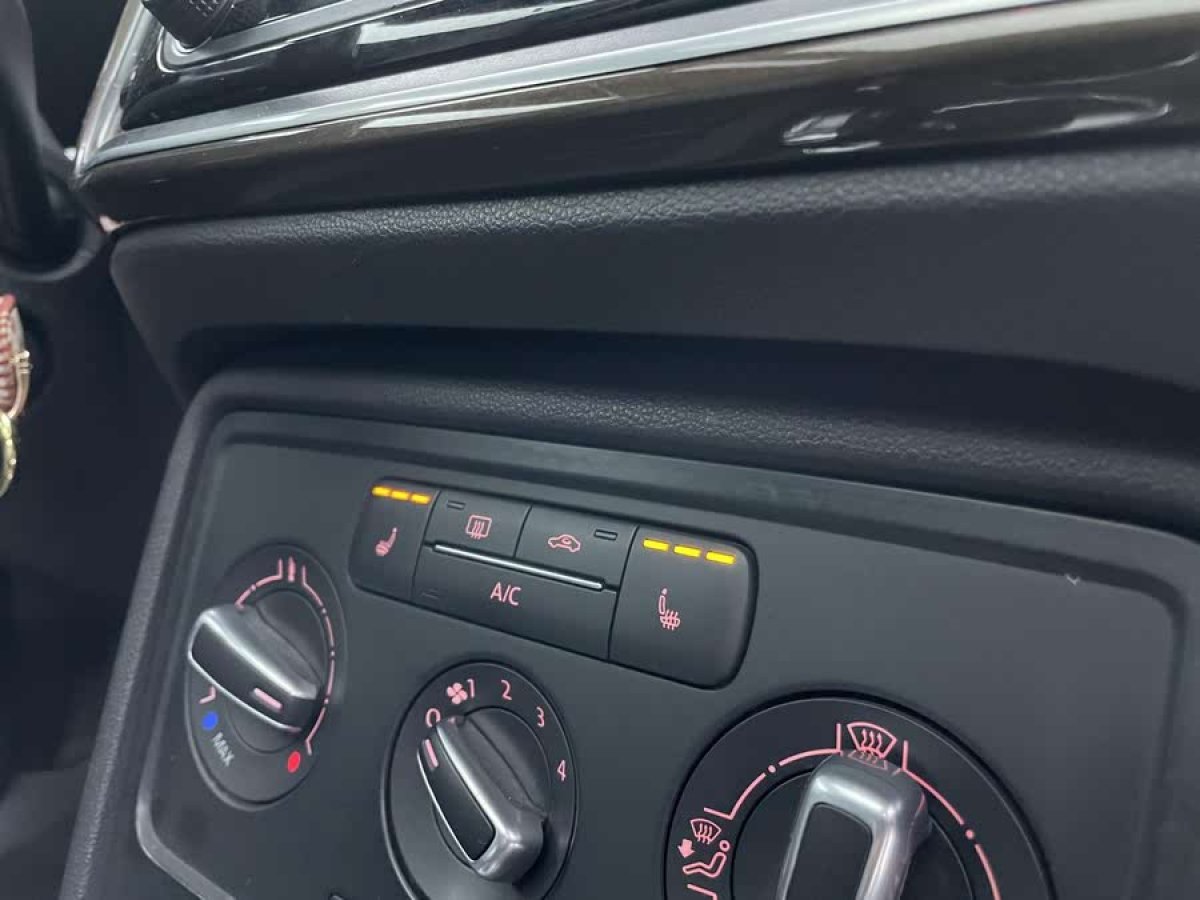 大眾 甲殼蟲  2013款 1.2TSI 舒適型圖片