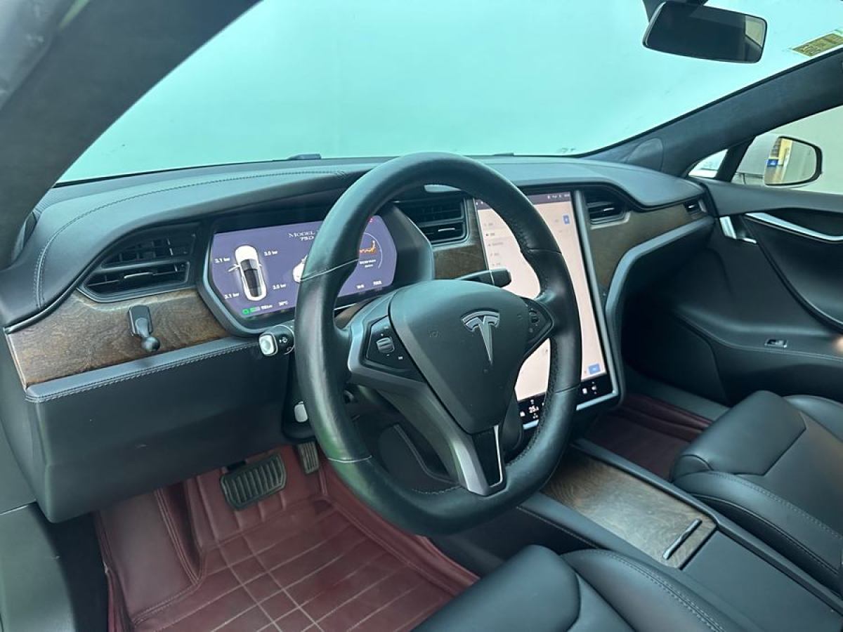 特斯拉 Model S  2017款 Model S 75D 標(biāo)準(zhǔn)續(xù)航版圖片