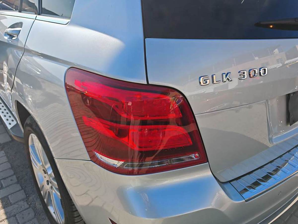 奔馳 奔馳GLK級(jí)  2013款 改款 GLK 300 4MATIC 時(shí)尚型圖片