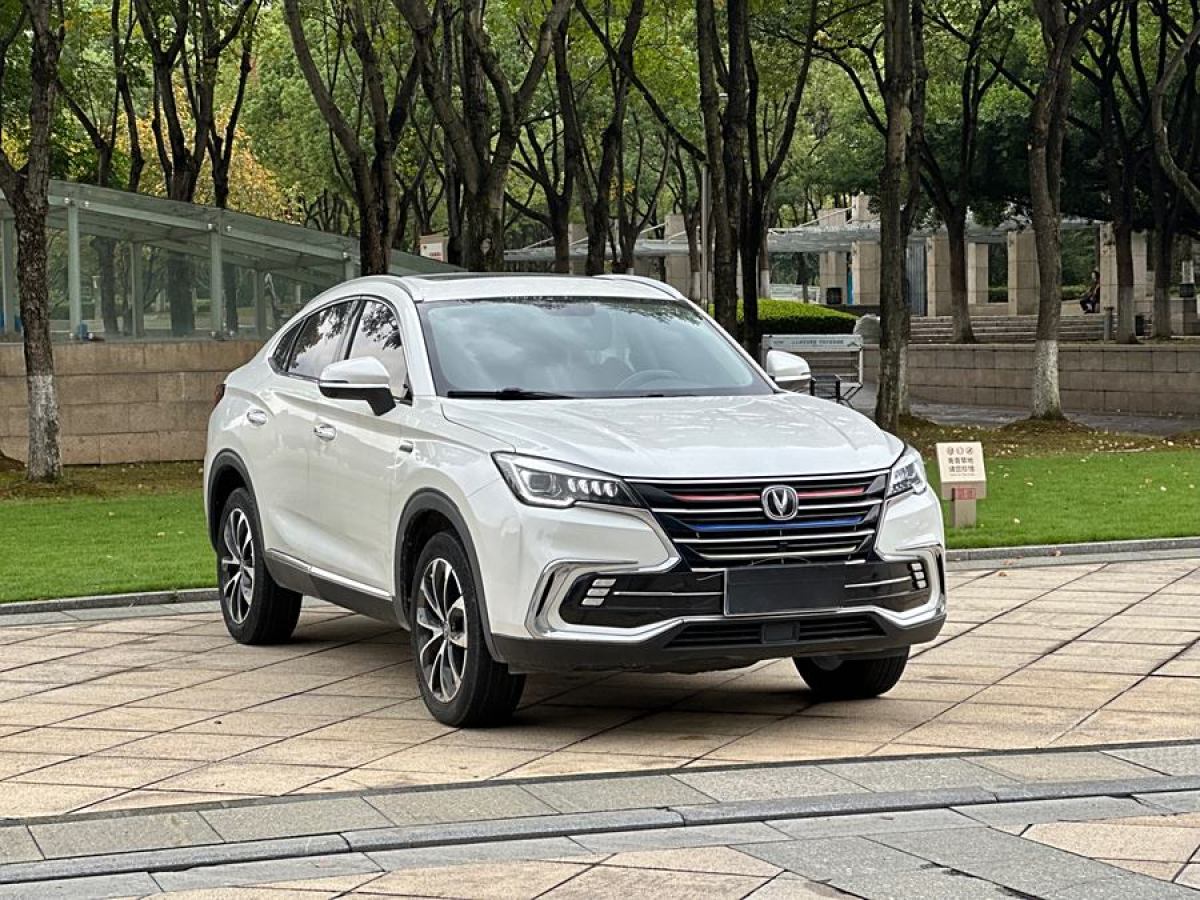 2019年8月長(zhǎng)安 CS85 COUPE  2019款  2.0T 動(dòng)版 國(guó)VI