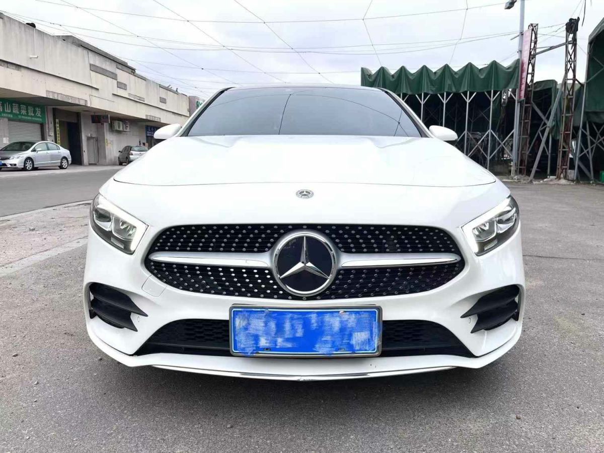 奔馳 奔馳GLE  2019款 GLE 400 4MATIC 臻藏版(特殊配置)圖片