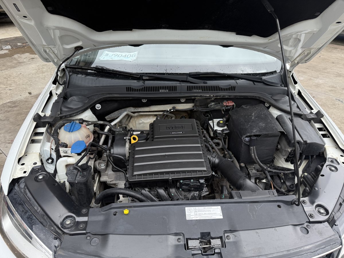 大眾 速騰  2014款 改款 1.6L 自動(dòng)舒適型圖片